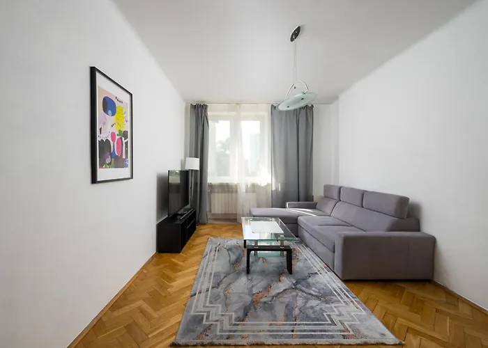 Apartment Ogrodowa Pleasant By Bookinghost