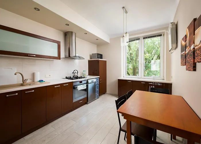 Apartment Ogrodowa Pleasant By Bookinghost