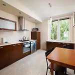 דירה Ogrodowa Pleasant By Bookinghost